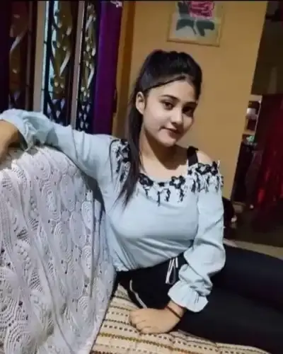 Call Girls Service in Cooke Town