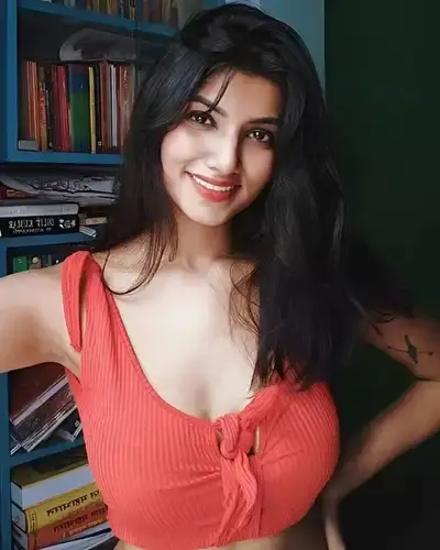 Escort Cooke Town